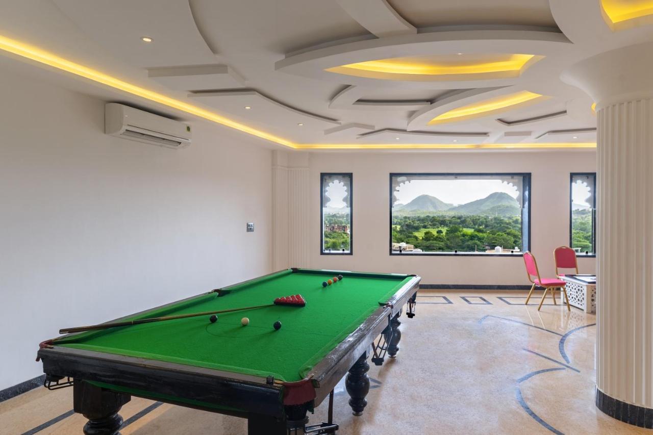 Hotel Traavista Aravali Mahal à Udaipur Extérieur photo