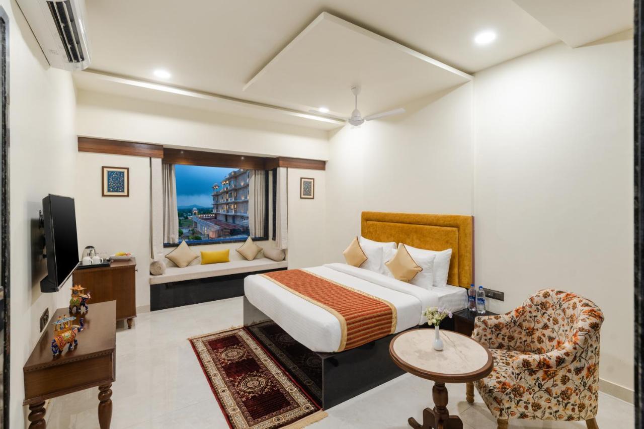 Hotel Traavista Aravali Mahal à Udaipur Extérieur photo