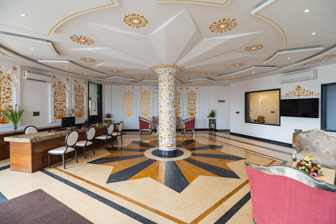 Hotel Traavista Aravali Mahal à Udaipur Extérieur photo