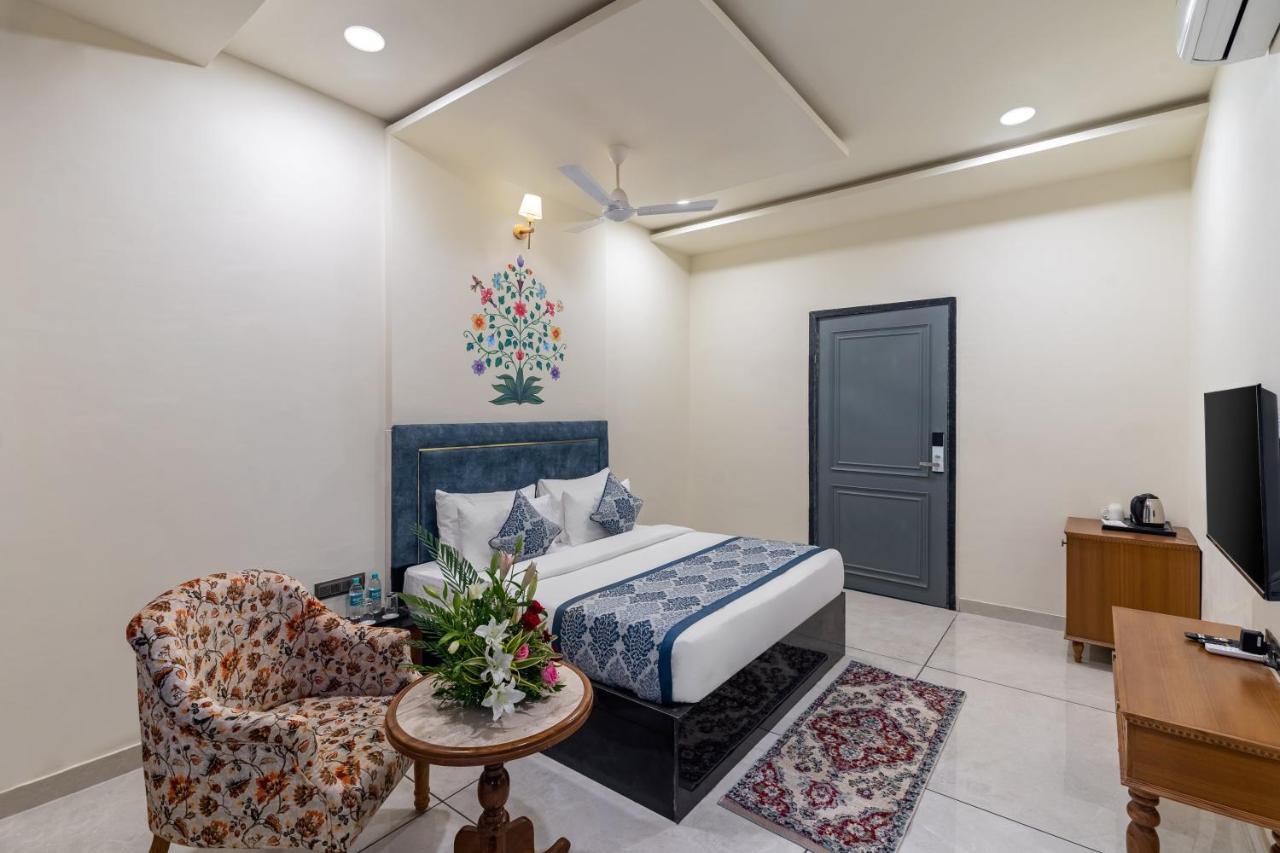 Hotel Traavista Aravali Mahal à Udaipur Extérieur photo