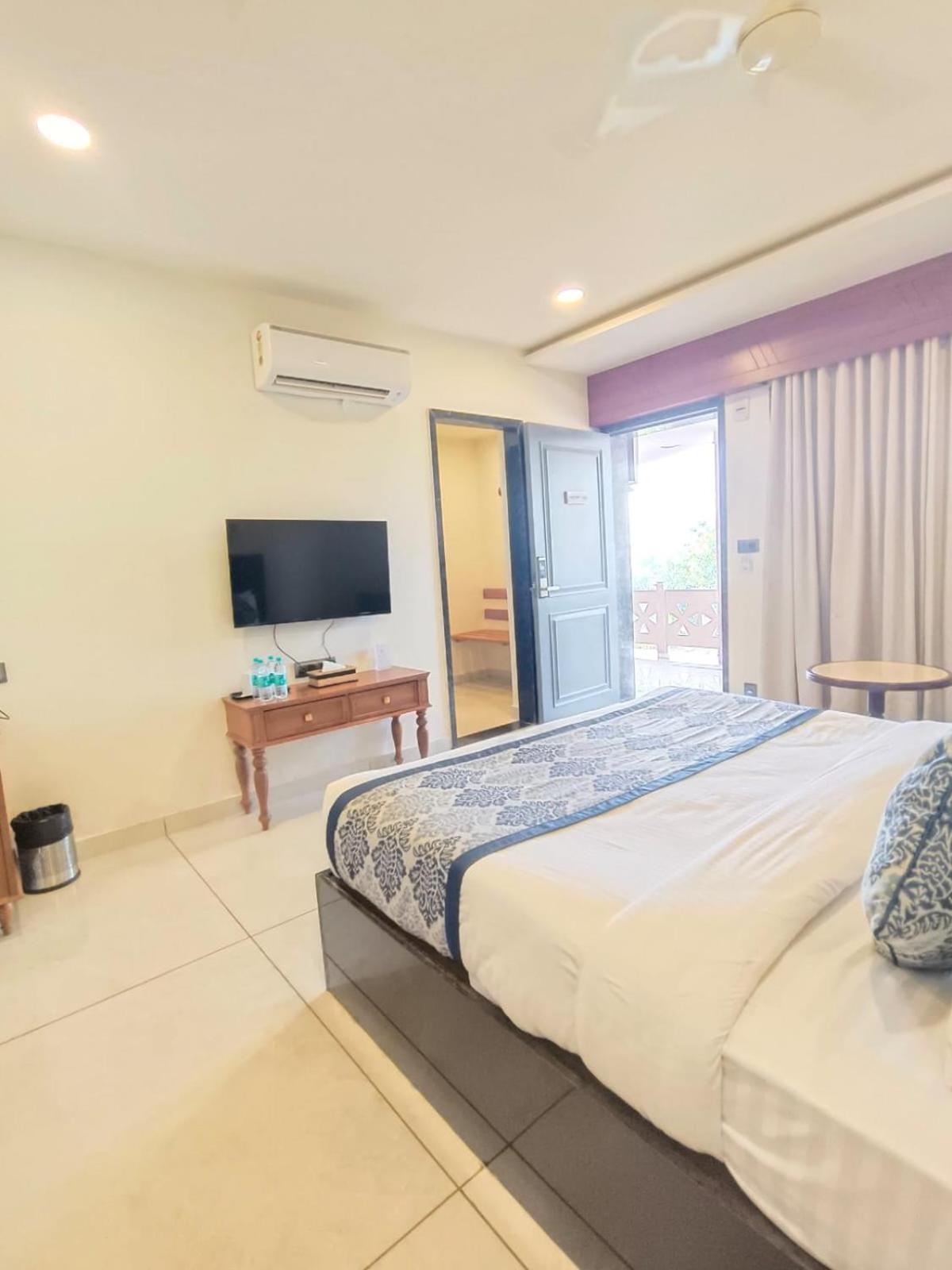 Hotel Traavista Aravali Mahal à Udaipur Extérieur photo